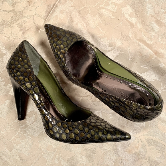 BCB Girls Green Patent Leather Heels with Pattern - Picture 2 of 3